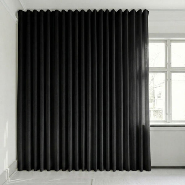 Sammetsgardin efter mått – Bris - Jet Black - C2624