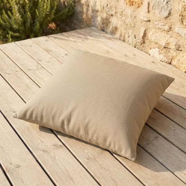 Golvdyna efter mått i Sunproof - Sand - S5202.